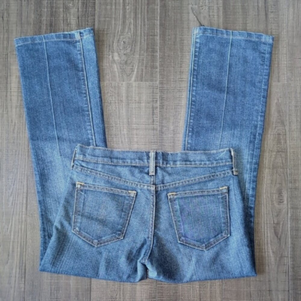 Old Navy The Diva Bootcut Jeans Womens Size 6 Blue Mid Rise Denim - Picture 2 of 10